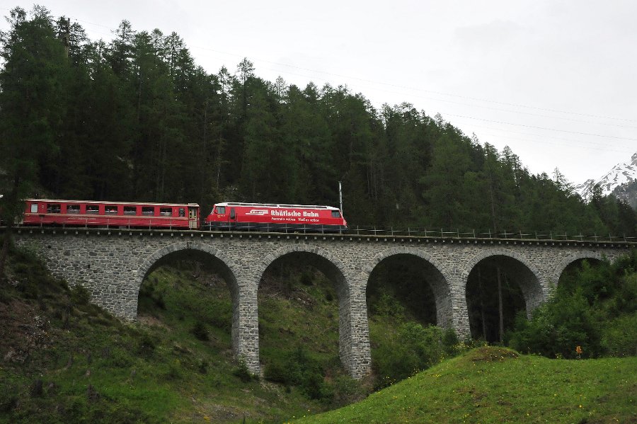 RhB Glacier Express, Allegra Triebwagen und andere (25)